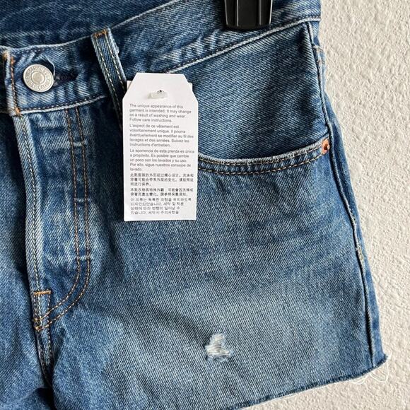 NWT Levi's Women's 501 Denim Jean Shorts Size 25 Style CW-4217 - Picture 4 of 10